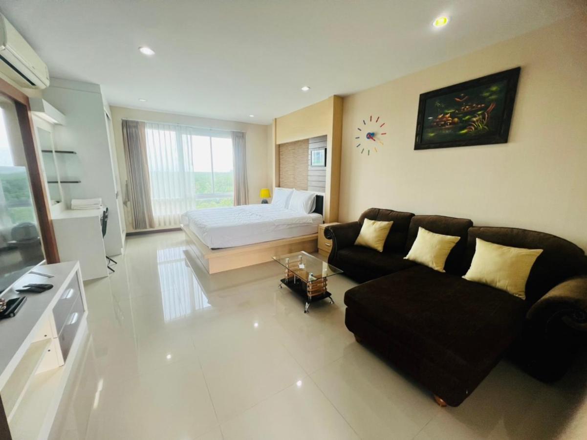 The Ozone Condotel *