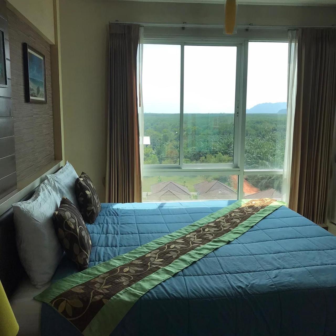 The Ozone Condotel *